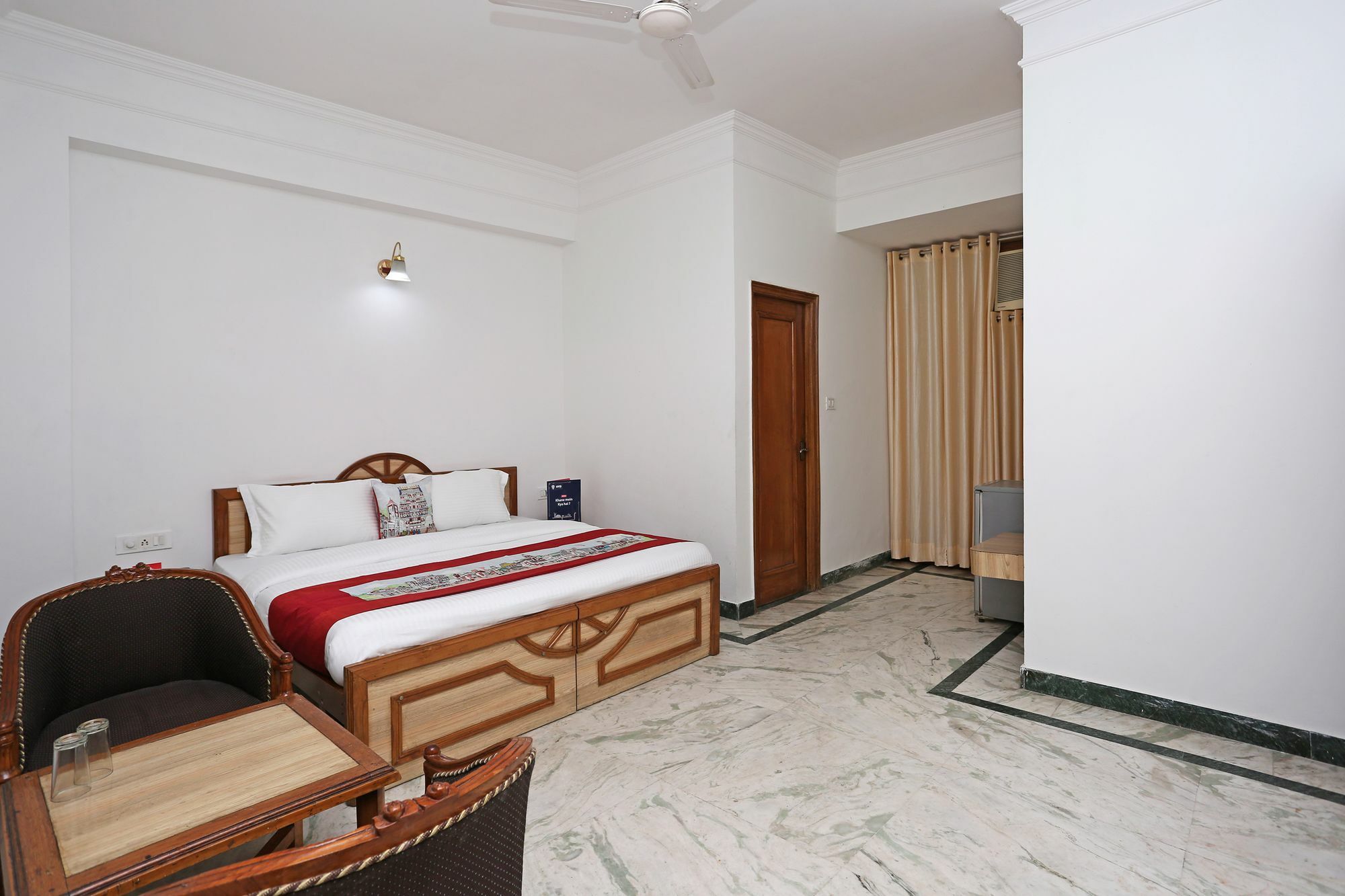 Oyo 10072 Hotel Amrit Regency Dehradun Exterior photo